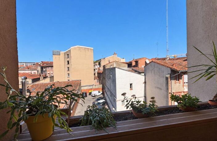 TOULOUSE Saint-Aubin - T2 avec terrasse, cave et parking en sus — photo 5