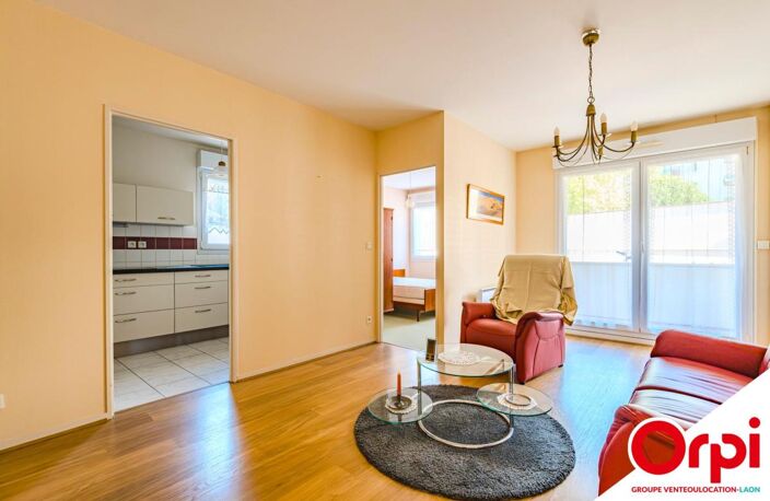 Appartement T2 avec balcon et garage — Reims Clemenceau — photo 3