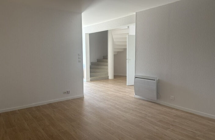 Leasing Maison 4  pièces 102 m² La Châtre — photo 2