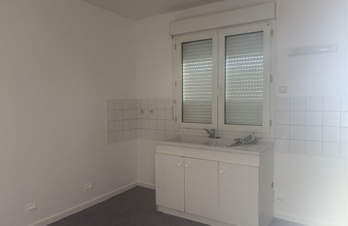 Leasing Maison 4  pièces 102 m² La Châtre — photo 4