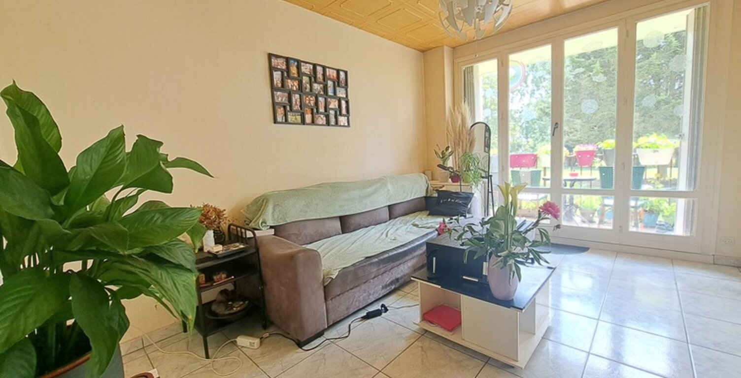 Appartement à vendre 2 pièces  (02) — photo 1