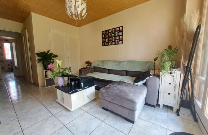 Appartement à vendre 2 pièces  (02) — photo 2