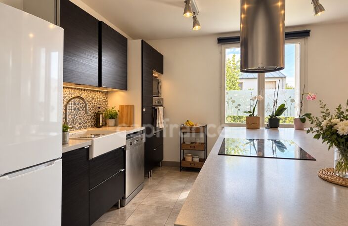 LE RELECQ-KERHUON MAISON EN CENTRE BOURG 3 CHAMBRES — photo 3