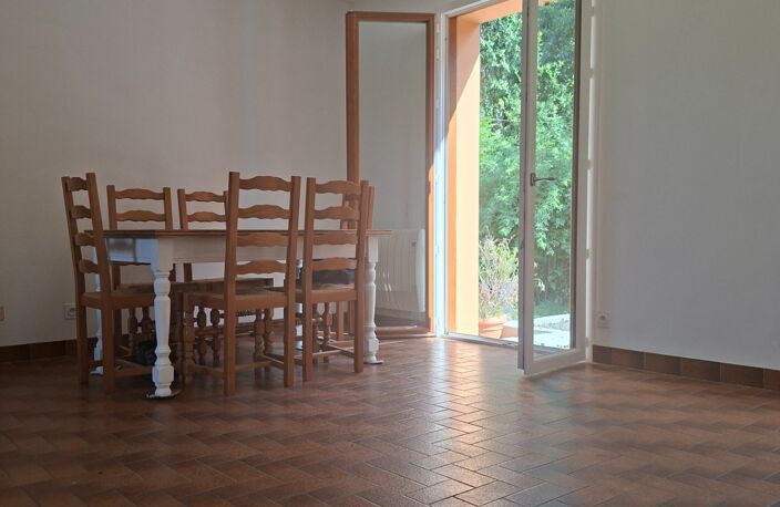 Maison évolutive, secteur la Ferté Macé, 3 chambres, sur sous sol, parc de 3000 m2 arboré et clos — photo 5
