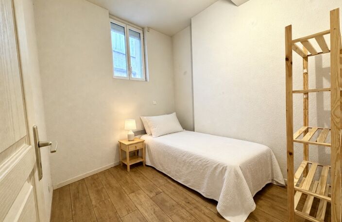 Appartement à vendre 3 pièces MONTPELLIER CENTRE HISTORIQUE (34)- Le charme de l'ancien à personnaliser — photo 3
