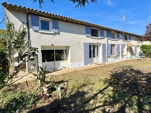 Maison à vendre 8 pièces CHENAY (79) — photo du bien