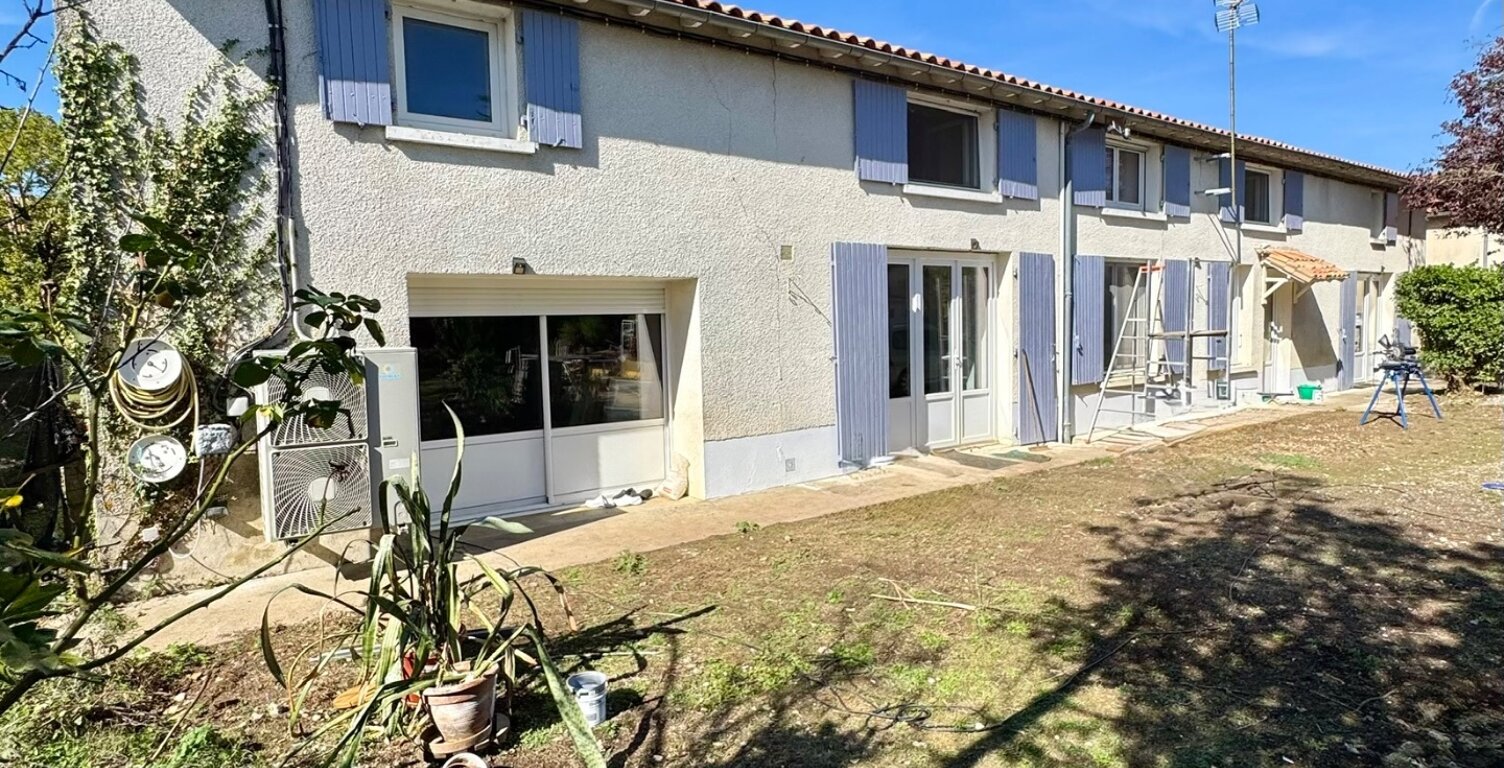 Maison à vendre 8 pièces CHENAY (79) — photo 1