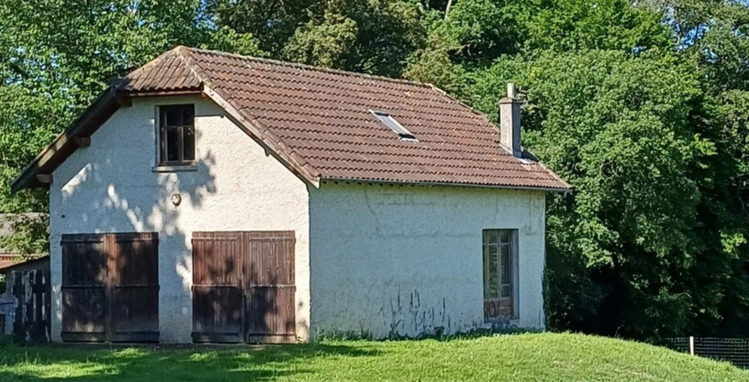 A Lembeye, sur un terrain de plus de 3000m² Maison de 185 m²  5 chambres et une belle dépendance — photo 1
