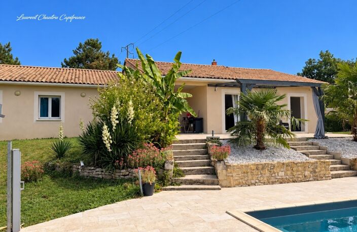 Maison familiale de 150m² avec piscine à Bassillac et Auberoche — photo 3