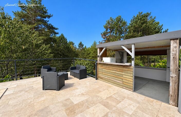 Maison familiale de 150m² avec piscine à Bassillac et Auberoche — photo 4