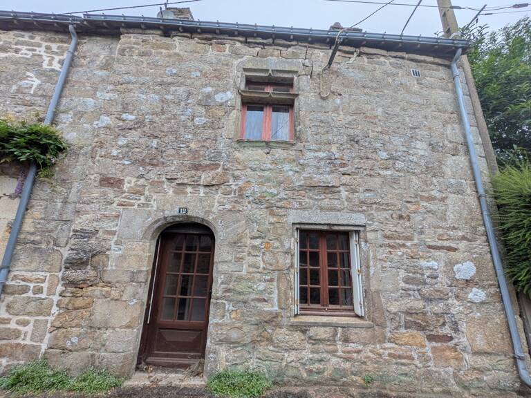GUEMENE SUR SCORFF MAISON EN PIERRE 3 PIECES DE 53m² ENVIRON HABITABLE PARCELLE DE 108m² ENVIRON — photo 1