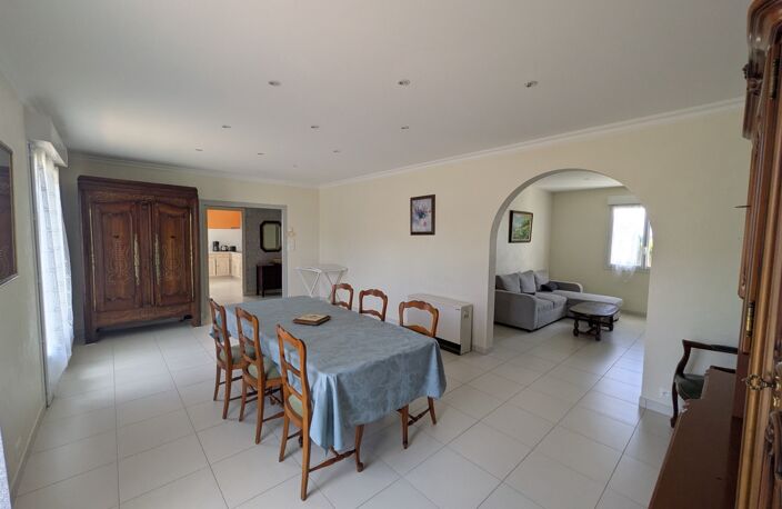SEGLIEN MAISON NÉO BRETONNE DE 150M² DE 7 PIÈCES AVEC VIE DE PLAIN PIED PARCELLE CLÔTURÉE DE 807m² — photo 4