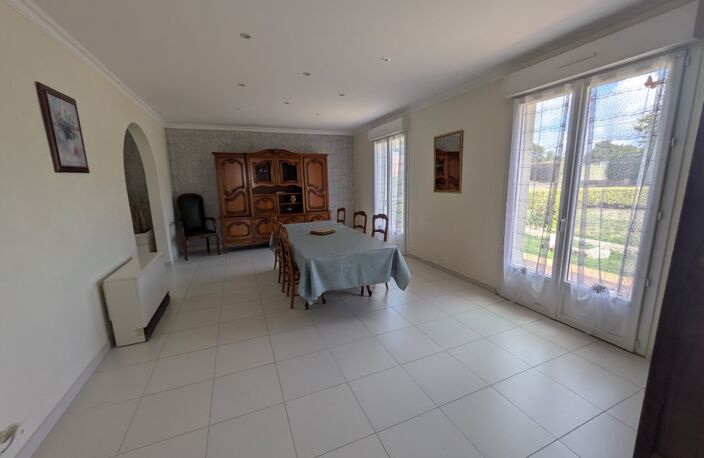 SEGLIEN MAISON NÉO BRETONNE DE 150M² DE 7 PIÈCES AVEC VIE DE PLAIN PIED PARCELLE CLÔTURÉE DE 807m² — photo 5