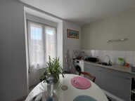 Appartement à louer 3 pièces SEICHES SUR LE LOIR (49) — photo 3