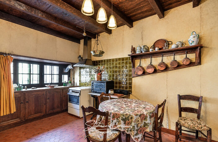 Au coeur de Paussac-et-Saint-Vivien, maison de caractère avec piscine — photo 4