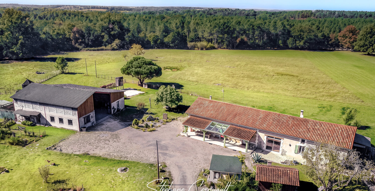 Propriété de 188m² sur 4,5ha au milieu de la nature — photo 1