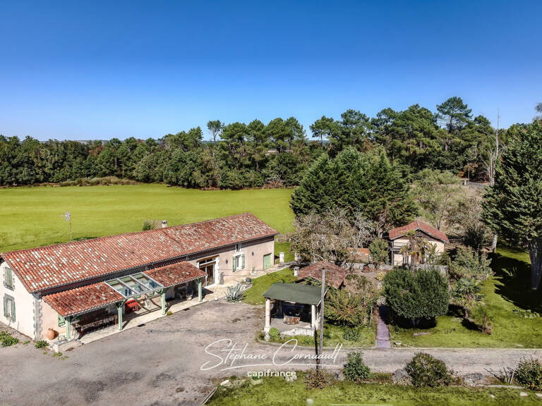Propriété de 188m² sur 4,5ha au milieu de la nature — photo 1