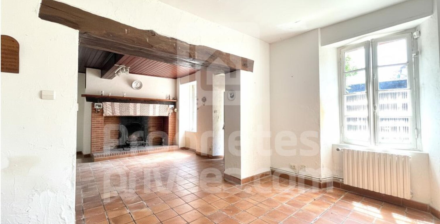 Maison Bondigoux 6 pièce(s) 135m2 + Dépendances — photo 1