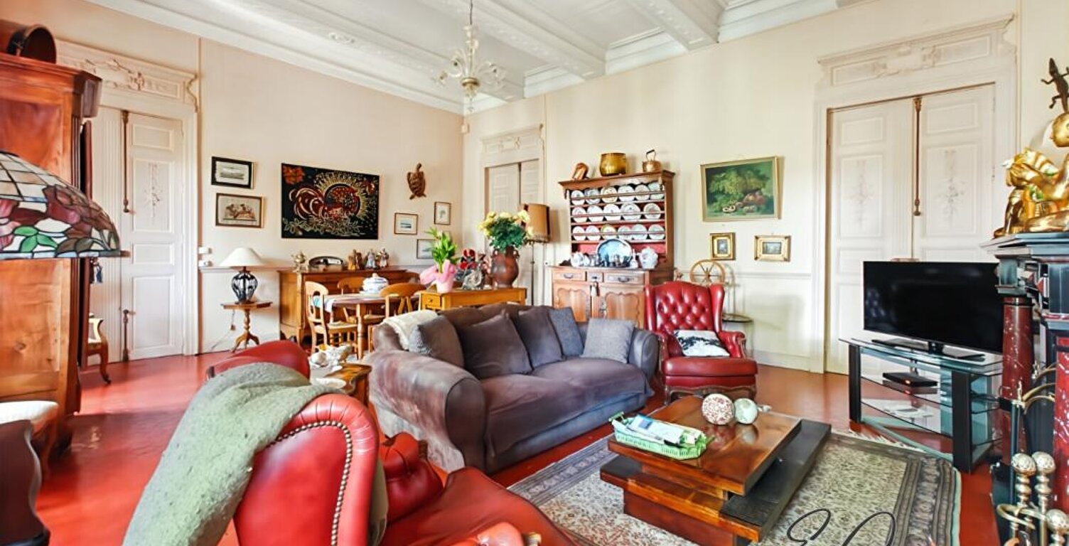 Appartement bourgeois d'exception de 284 m² avec terrasse, balcon filant et vue sur le parc — photo 1