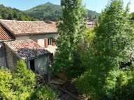 RARE - Demeure de caractère de 300 m² à rénover sur 5 385 m² de terrain — photo 3