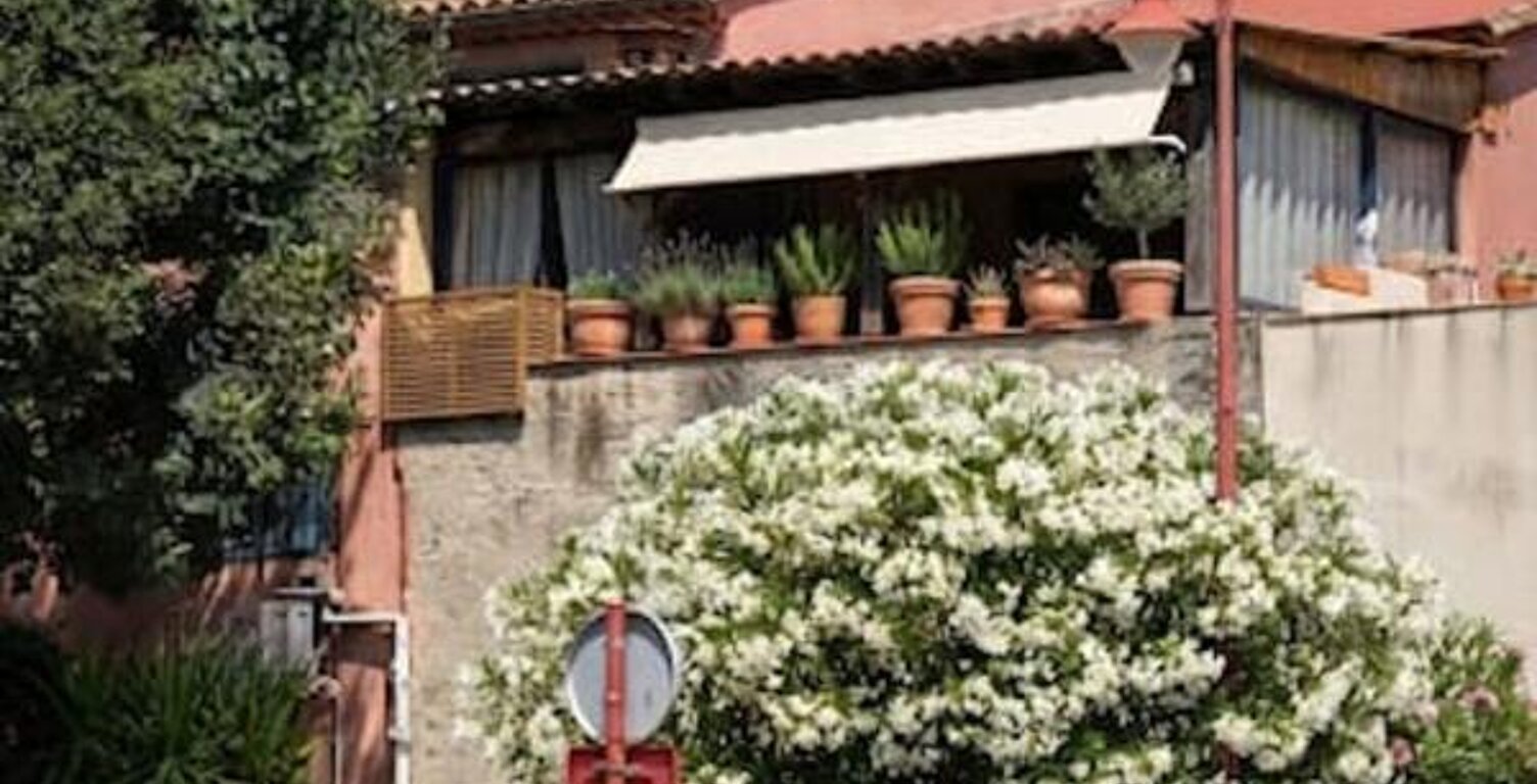 VIAGER OCCUPE Vidauban 2 ch 89.10 m2 et garage 110 m2 — photo 1