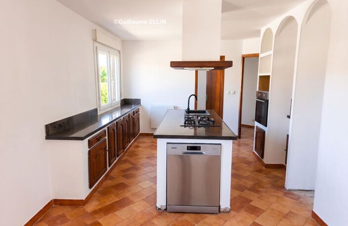 Grande maison avec piscine — photo 3