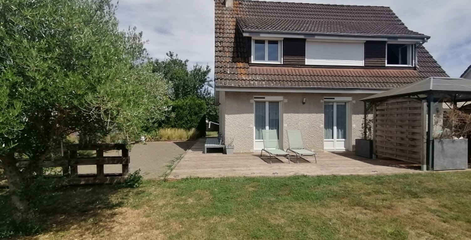 ARGENTAN (61200), Pavillon 6 pièces, 4 chambres dont 1 suite parentale en RDC, 115 m2 environ, PRIX 252 000  honoraires 5% inclus à la charge de l'acquéreur, soit 240 000 hors honoraires — photo 1