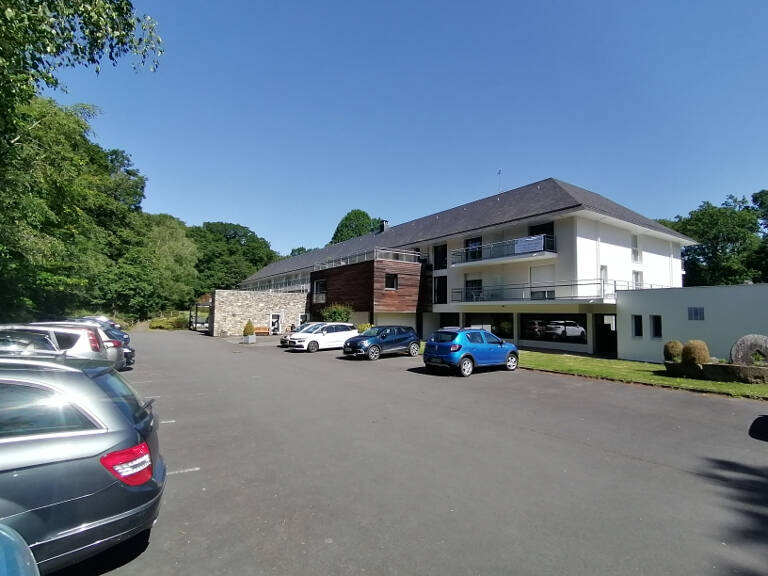 BAGNOLES DE L'ORNE (61140) , DANS UNE RESIDENCE SENIORS,  Station thermale,   appartement 1 pièce, 30  m2 environ, PRIX 75 000  honoraires 7,14% inclus à la charge de l'acquéreur soit 70 000  hors honoraires — photo 1