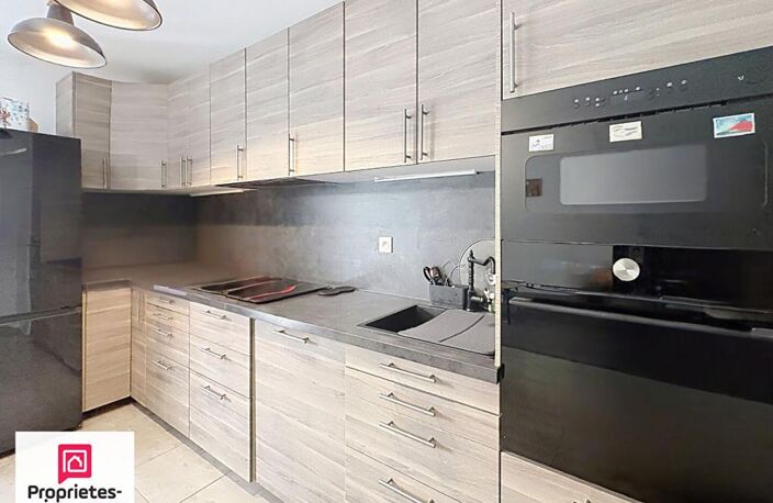 Appartement T4 dernier étage avec deux terrasses et garage — photo 5