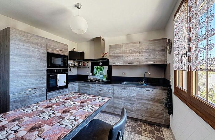 PAVILLON INDEPENDANT - 130M² - 3 /4CHAMBRES - SOUS SOL TOTAL - DEPENDANCES - JARDIN - 60840 NOINTEL — photo 5