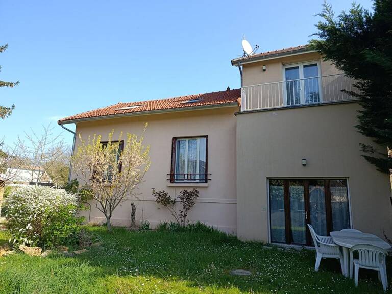 Maison Varennes Jarcy — photo 1