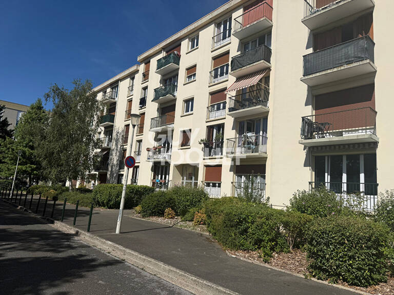 IDIAL INVESTISSEUR !!! Appartement 4 pièces à vendre à Compiègne - calme et bien situé — photo 1
