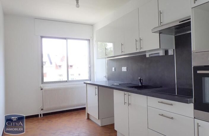 Location appartement 2 pièces 55 m² à Chambéry (73000) — photo 3