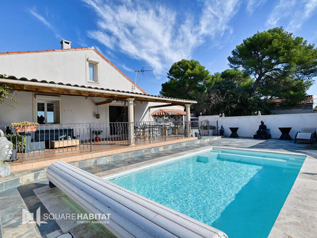 VILLA de 140 m² sur Septèmes Les Vallons avec vue dégagée, piscine, garage — photo du bien