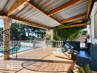 VILLA de 140 m² sur Septèmes Les Vallons avec vue dégagée, piscine, garage — photo 3