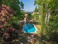 Vente Maison 10 Pièces de 229 m2 sur Parcelle de 2 558 m2 avec Terrasses, Piscine, Garages, au Calme Absolu - Puyricard - Aix en Provence — photo 2