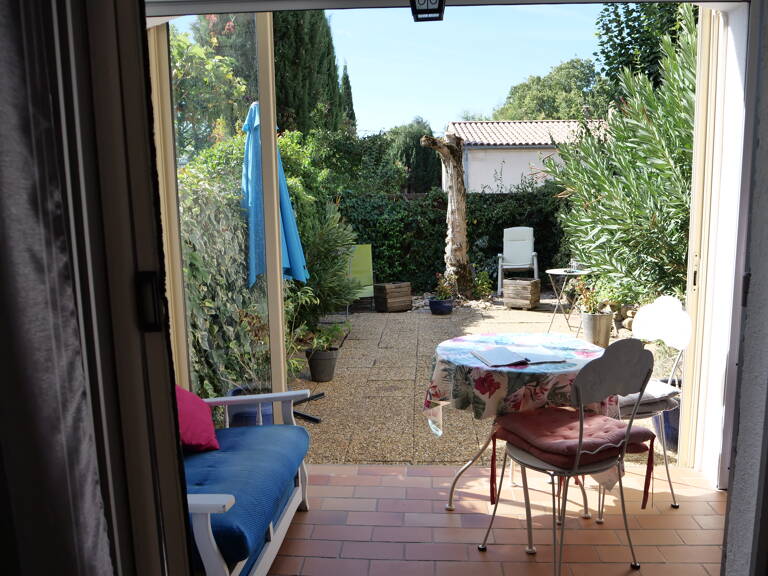 Studio 30 m² avec terrasse de 32 m² - RDC/1 — photo 1