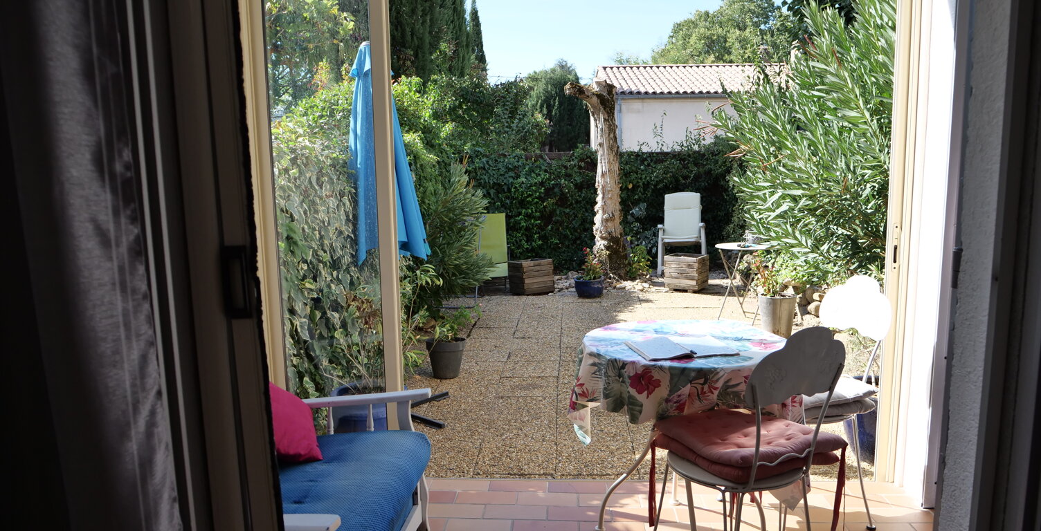 Studio 30 m² avec terrasse de 32 m² - RDC/1 — photo 1