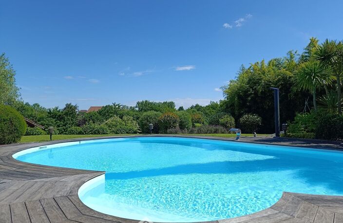 Maison bourgeoise - 250m² - Beyries — photo 3