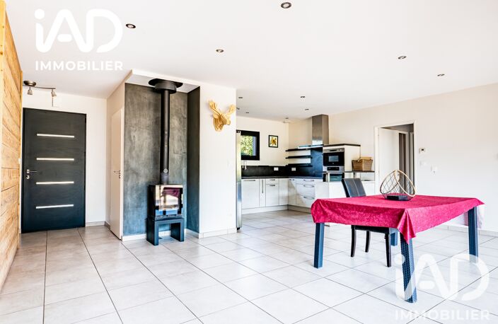 Vente Maison/villa 5 pièces — photo 3
