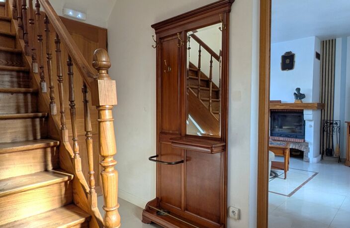 Vente Maison/villa 5 pièces — photo 2