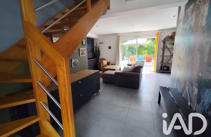 Vente Maison/villa 7 pièces — photo 2