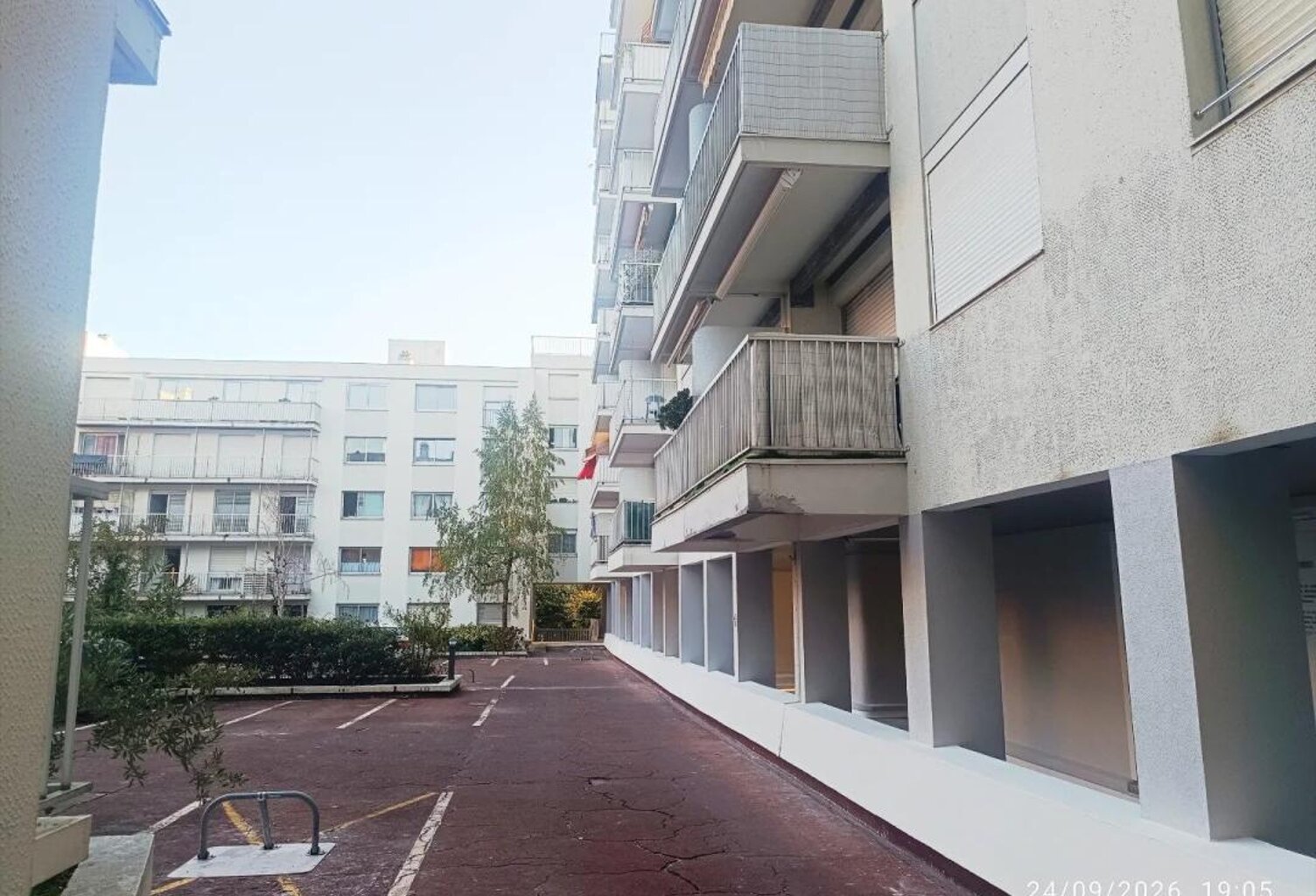 Grande appartement à Biarritz st charles avec parking boxable ET cave — photo 1