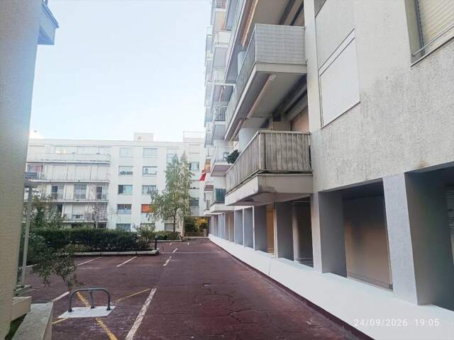 Grande appartement à Biarritz st charles avec parking boxable ET cave — photo du bien