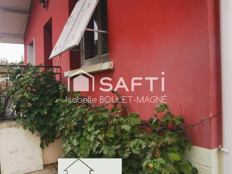 Maison familiale avec 4 chambres de plain-pied avec jardin et garage — photo 1