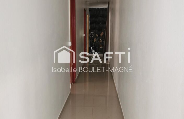 Maison familiale avec 4 chambres de plain-pied avec jardin et garage — photo 5