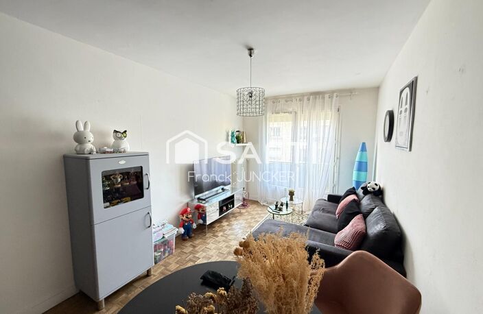 T2 bis avec double balcon bien situé à Caen — photo 4