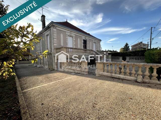 MAISON DE CARACTÈRE DE 1906 AVEC BEAUX VOLUMES  6 CHAMBRES ET GRAND GARAGE — photo du bien