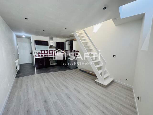 L'esprit maison de ville pour ce superbe appartement indépendant ! — photo du bien