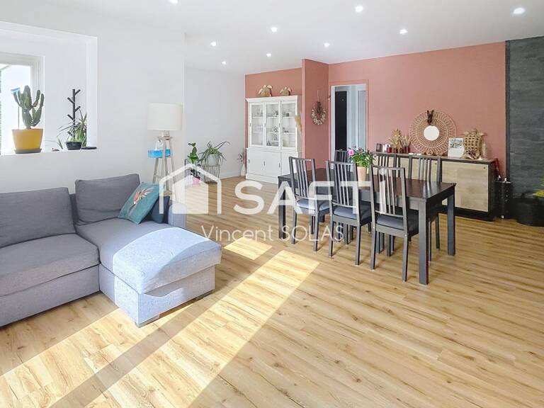 Maison sur Sous-Sol de 158m² - 5 Chambres - 2 SDE - Hors Lotissement - Piscine - Jardin - Garage — photo 1